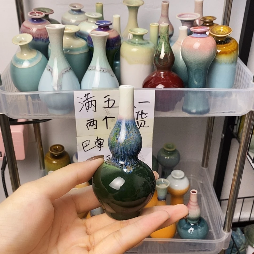摆件巴掌大不插花景德镇高温陶瓷小花器