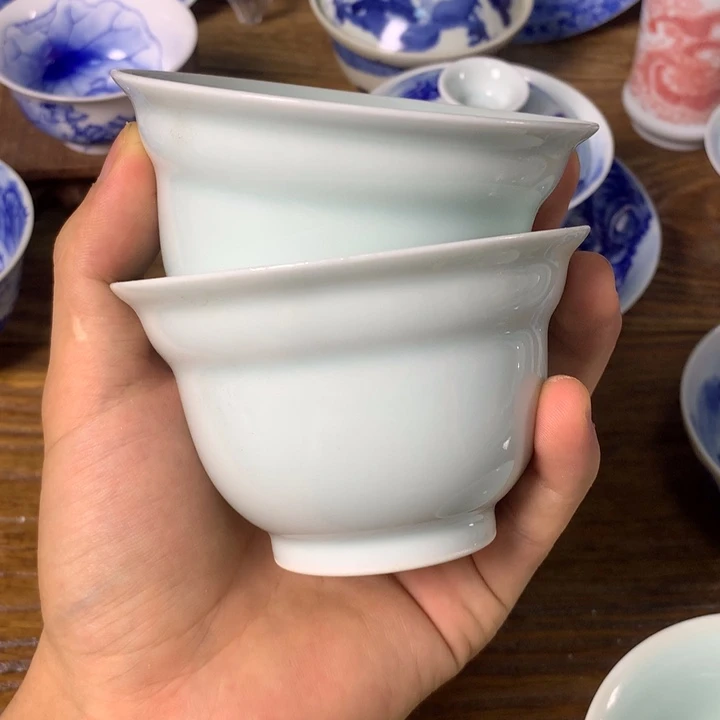 景德镇陶瓷青花主人杯