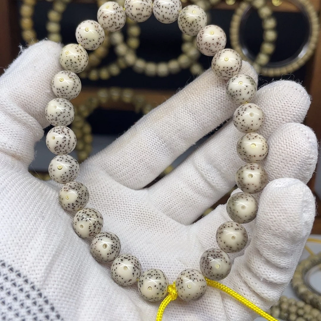 星月菩提吊坠10圆珠，骨瓷白大眼睛