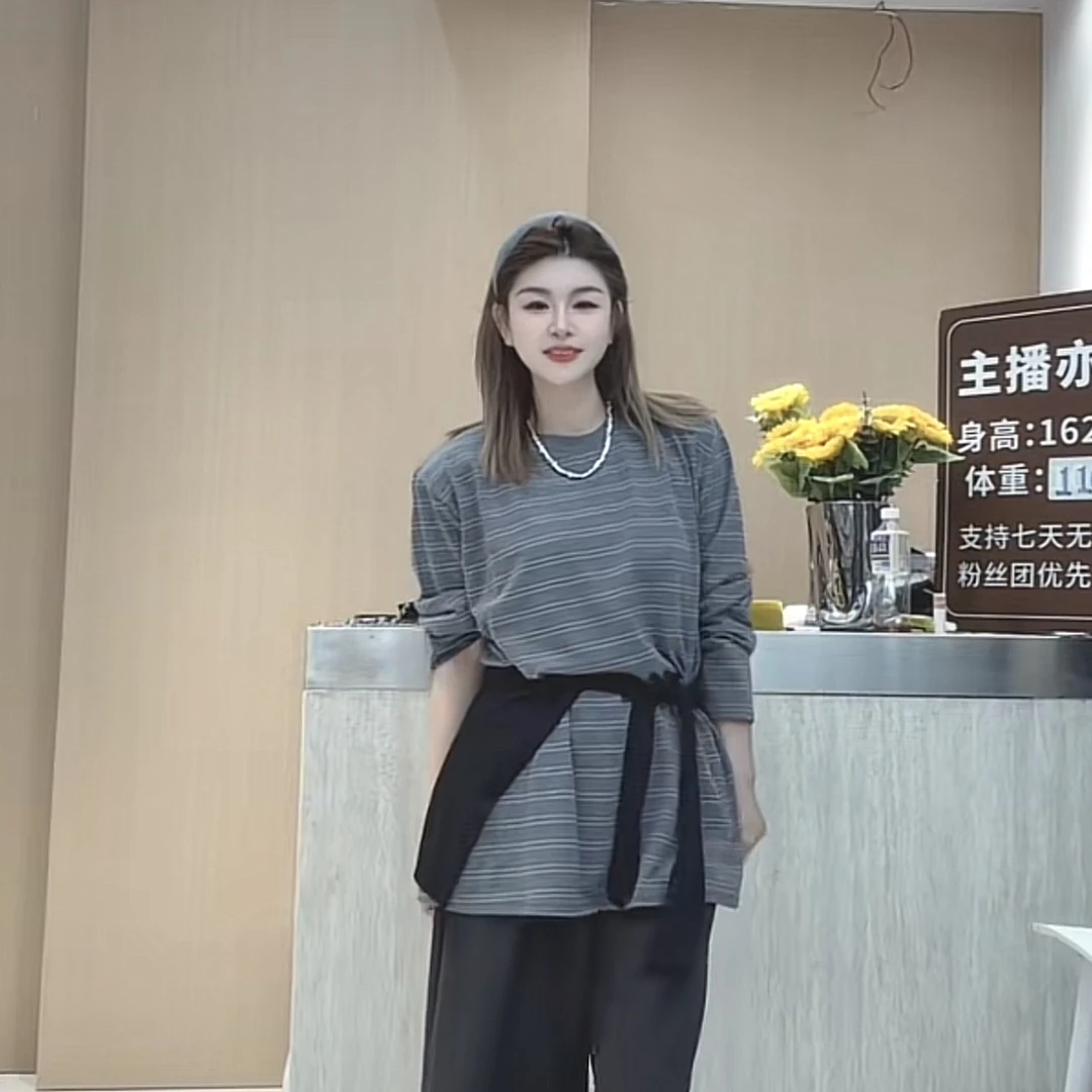 休闲长袖中长款圆领常规款条纹女士女T恤休闲风