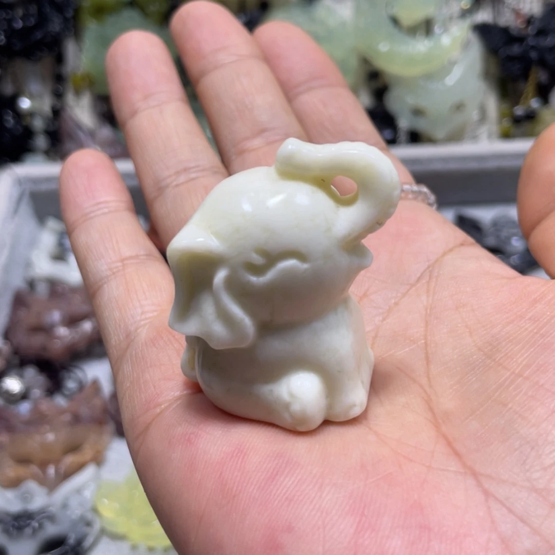 【闪购商品】岫玉颈饰未镶嵌69手把
