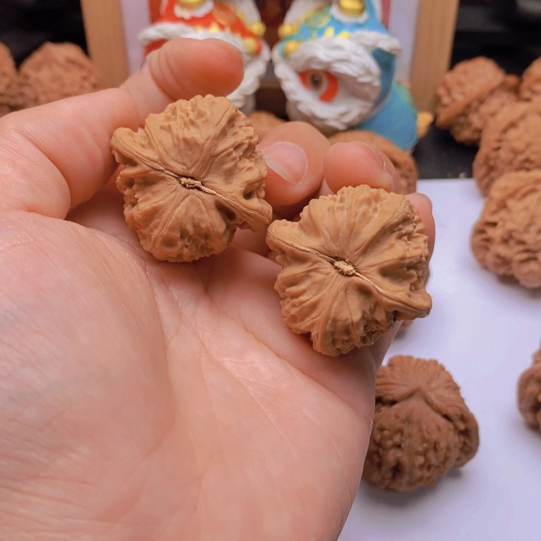 途***达36尺老树小手捻三角白A616