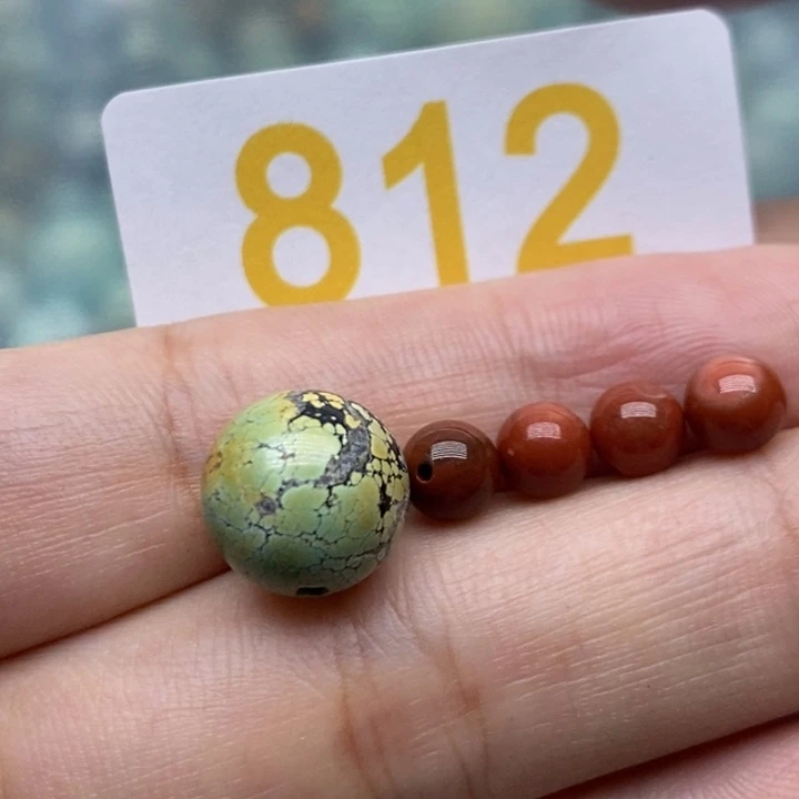 南红玛瑙未镶嵌珠宝奇石