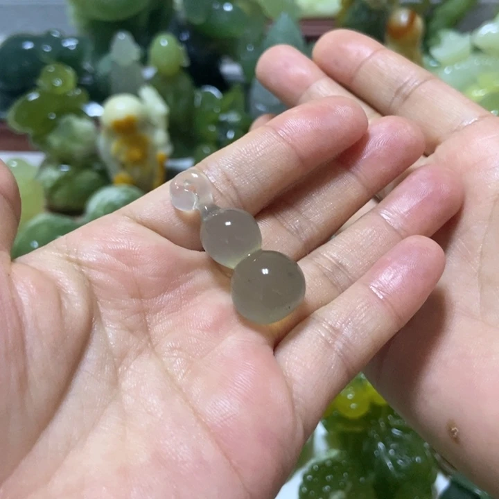 【闪购商品】蛇纹石玉未镶嵌挂件随**W
