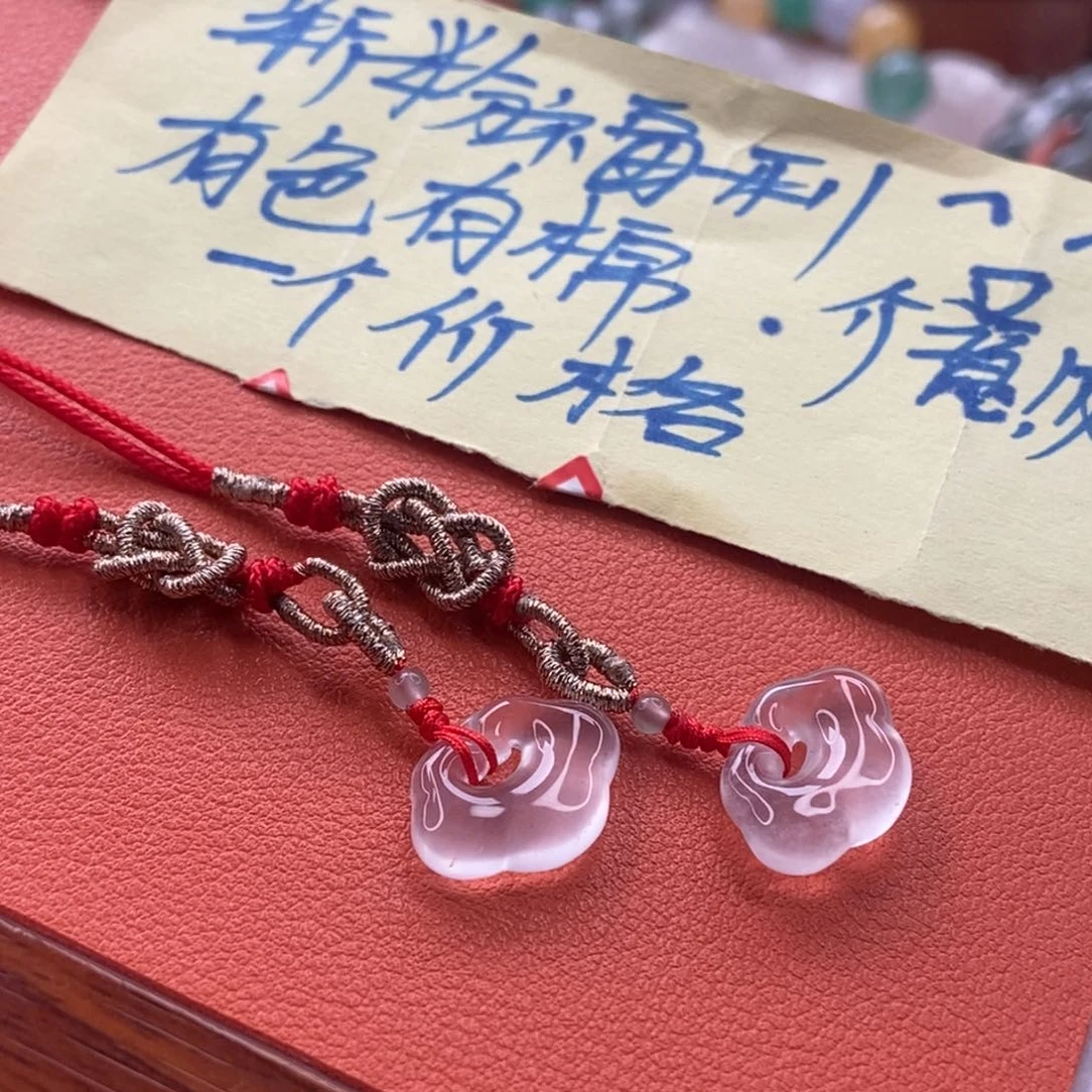 石英质玉颈饰未镶嵌