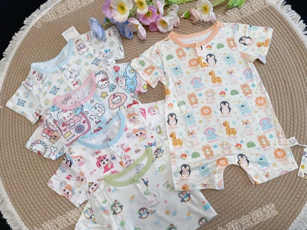 小萌宝的漂亮衣衣·优可丝短爬