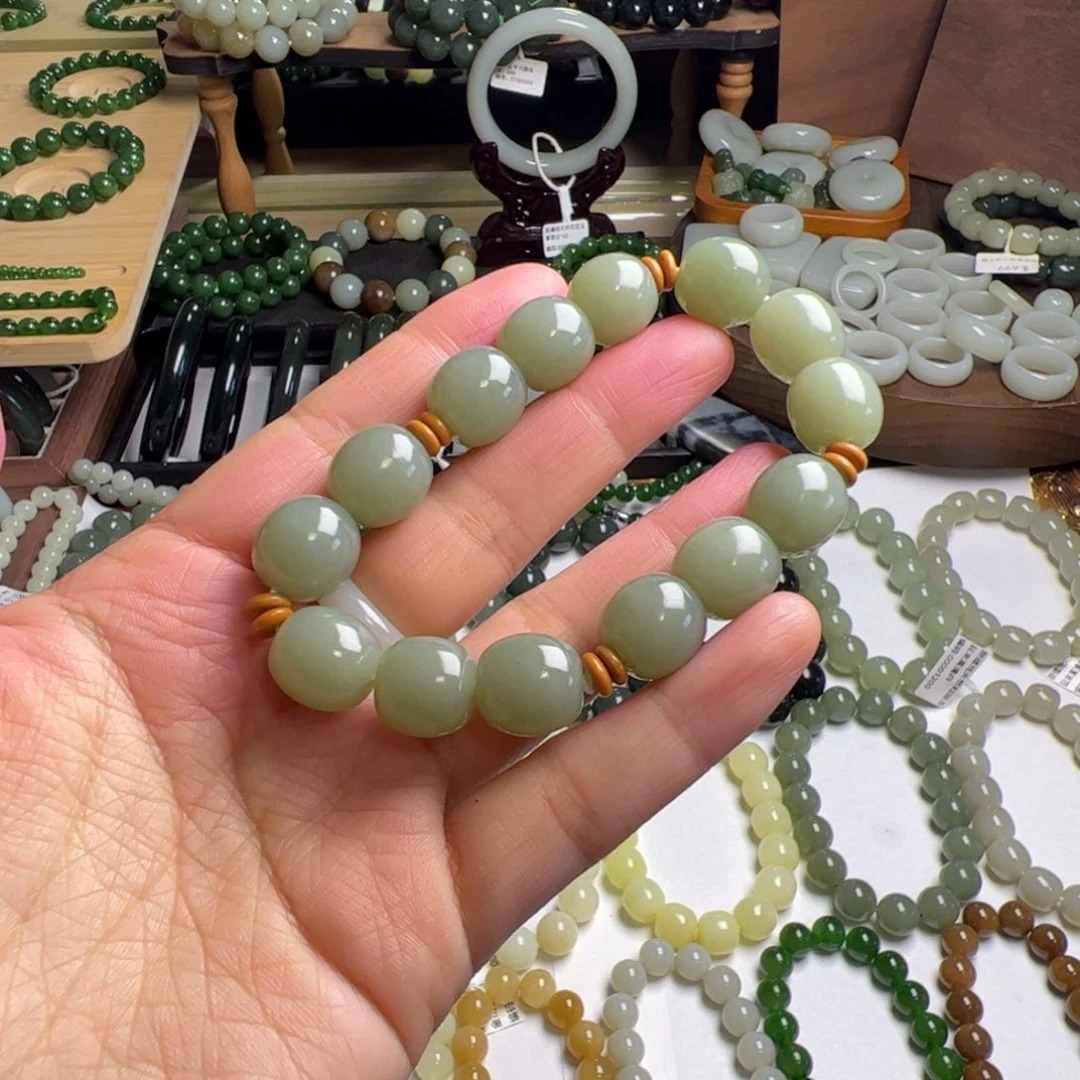 和田玉未镶嵌手链