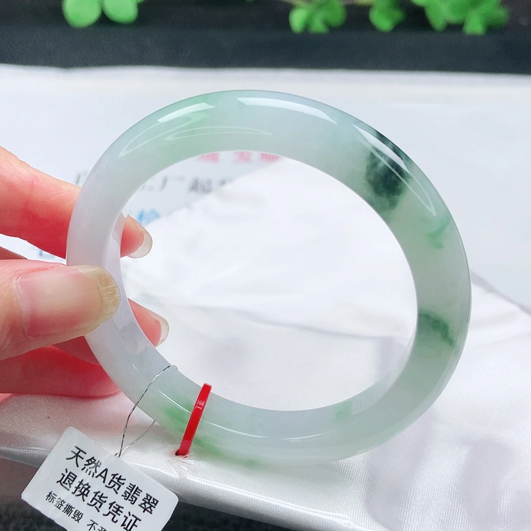 翡翠未镶嵌手镯54圈