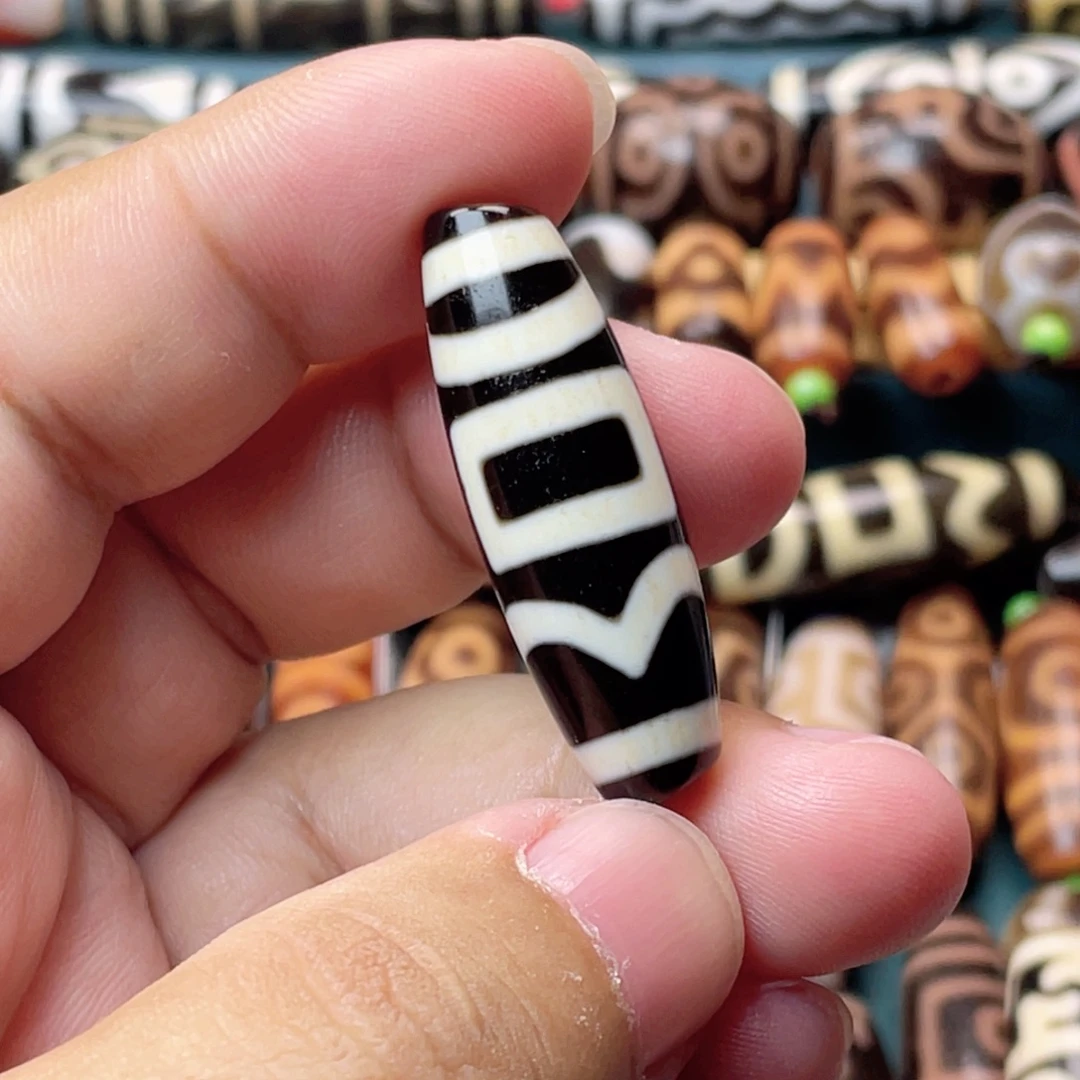 玛瑙/玉髓未镶嵌颈饰朱砂息增怀