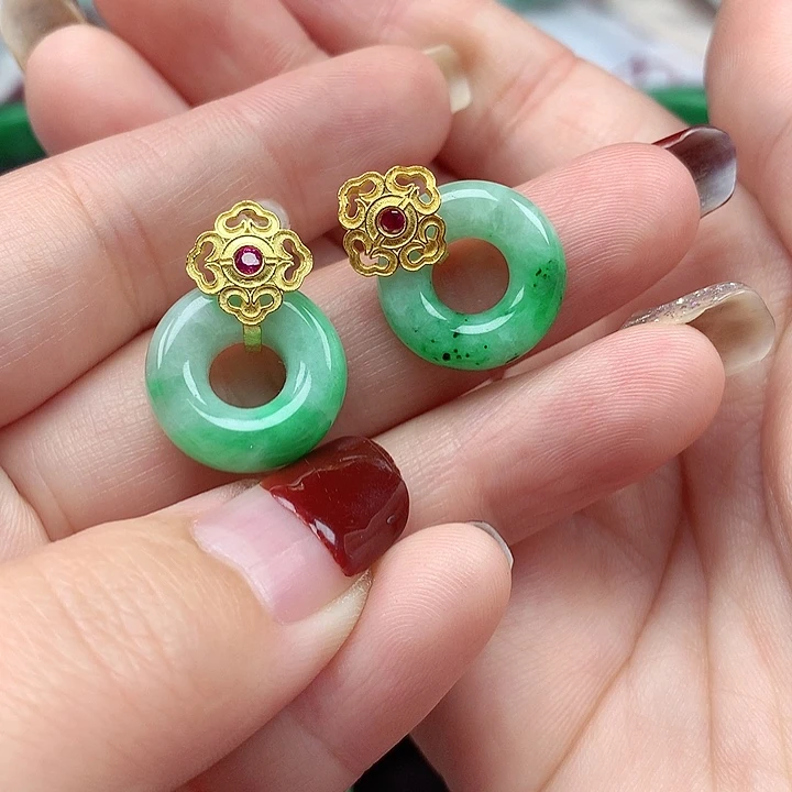 翡翠颈饰银S925镶嵌翡翠