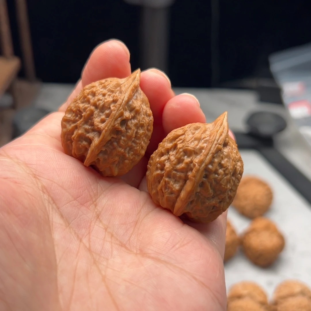 文玩核桃吊坠梦中情鸡29.29.36