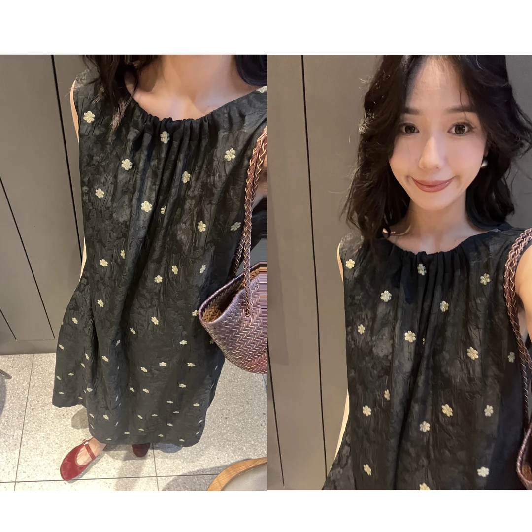 FAR ZOOM  再生纤维素纤维混纺小花朵刺绣连衣裙