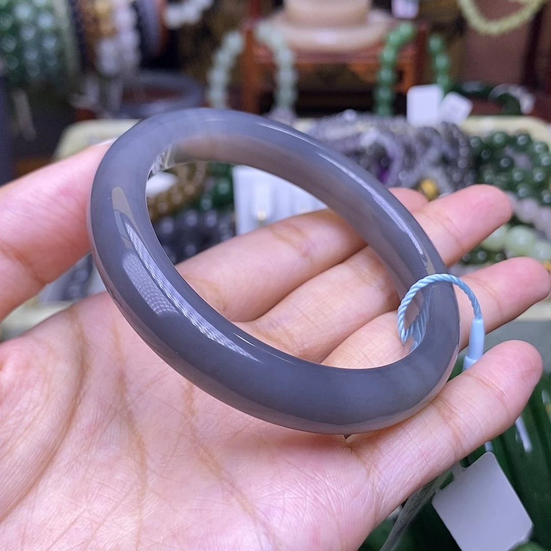 和田玉未镶嵌颈饰53孤品清货价浓烟紫手镯