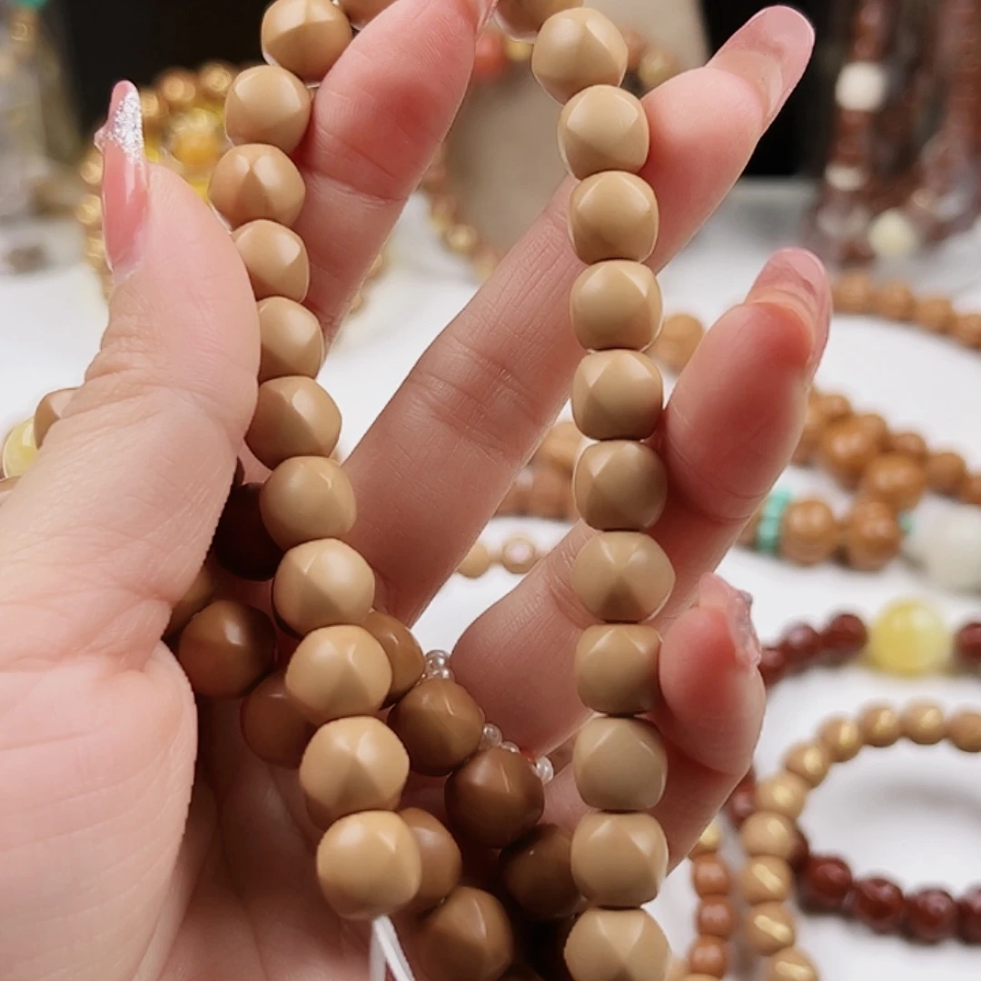 玲***吊坠猴头核桃唐八