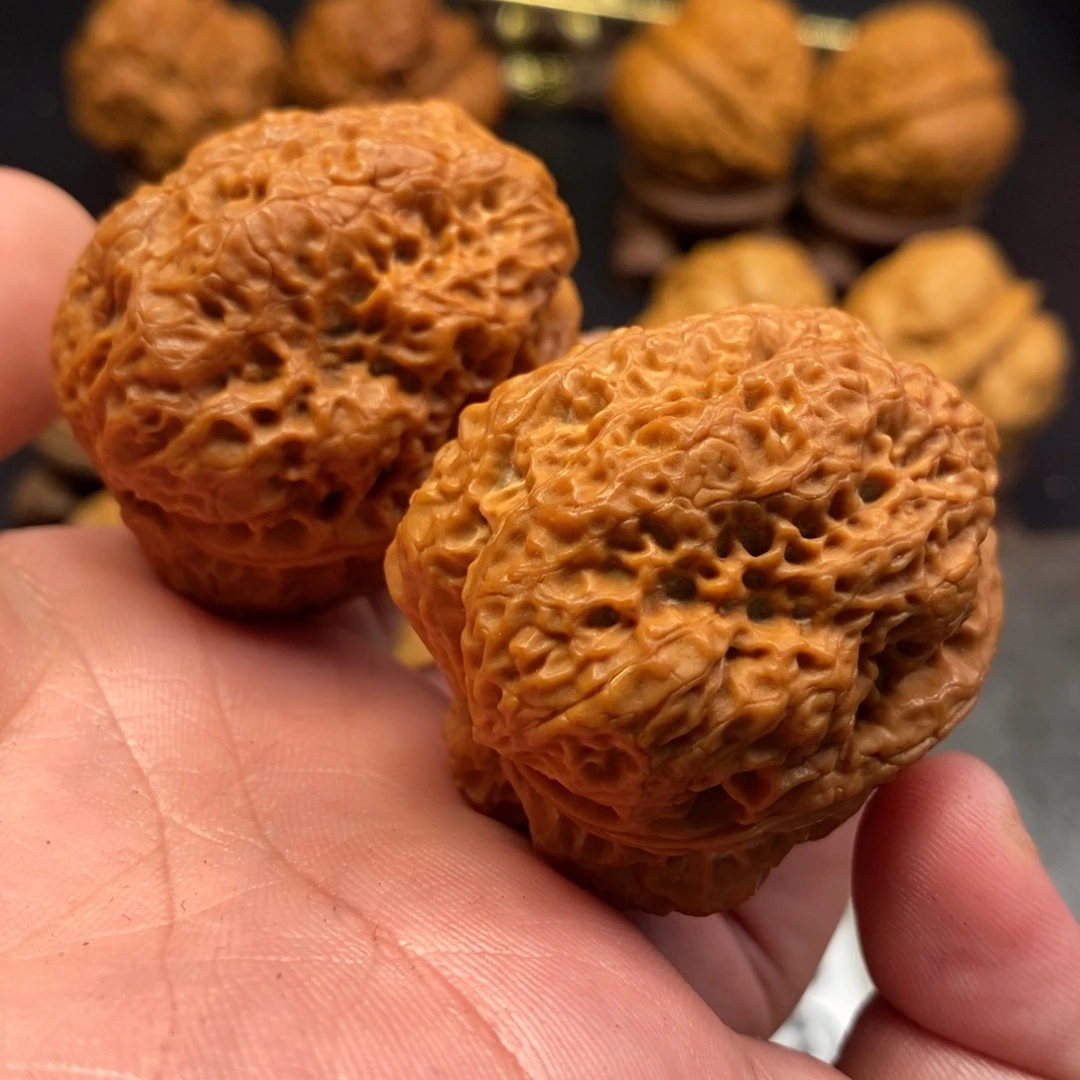 把件文玩核桃龙顶蛤蟆头