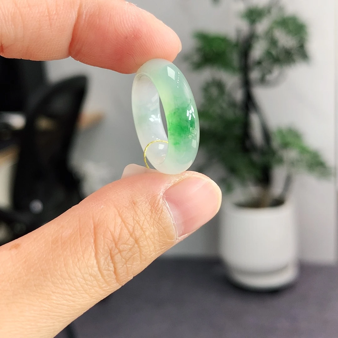 翡翠未镶嵌戒指10-11号