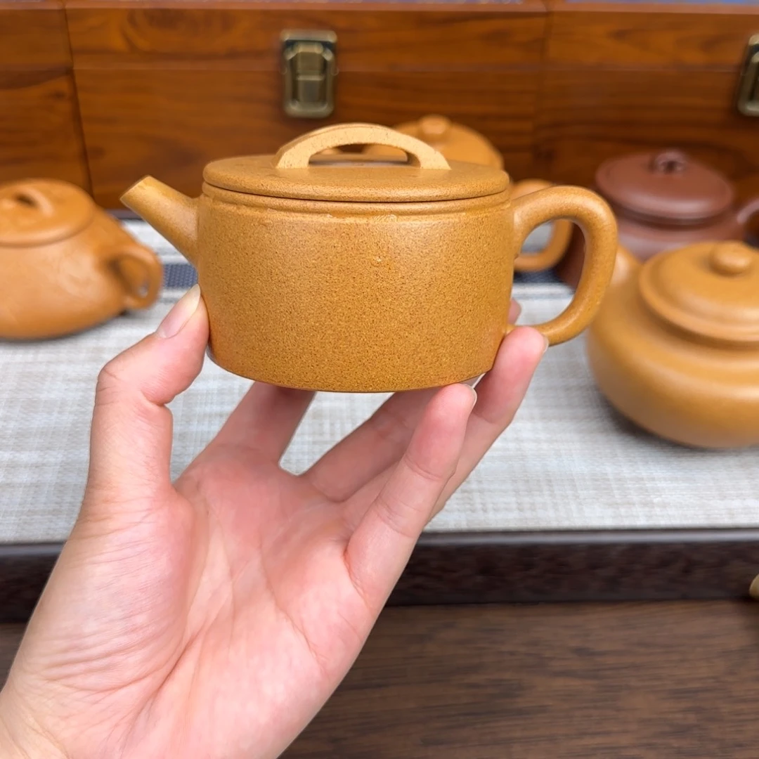 ****喜茶壶紫砂原矿宝山黄金段