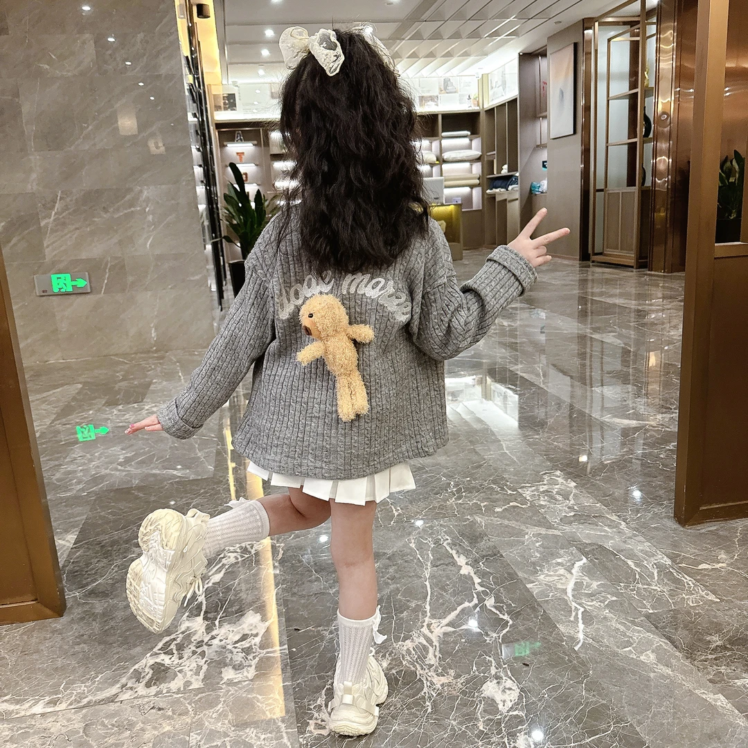 2025女童春装可爱小熊外套短裙套装女宝宝精致套装春夏洋气开衫
