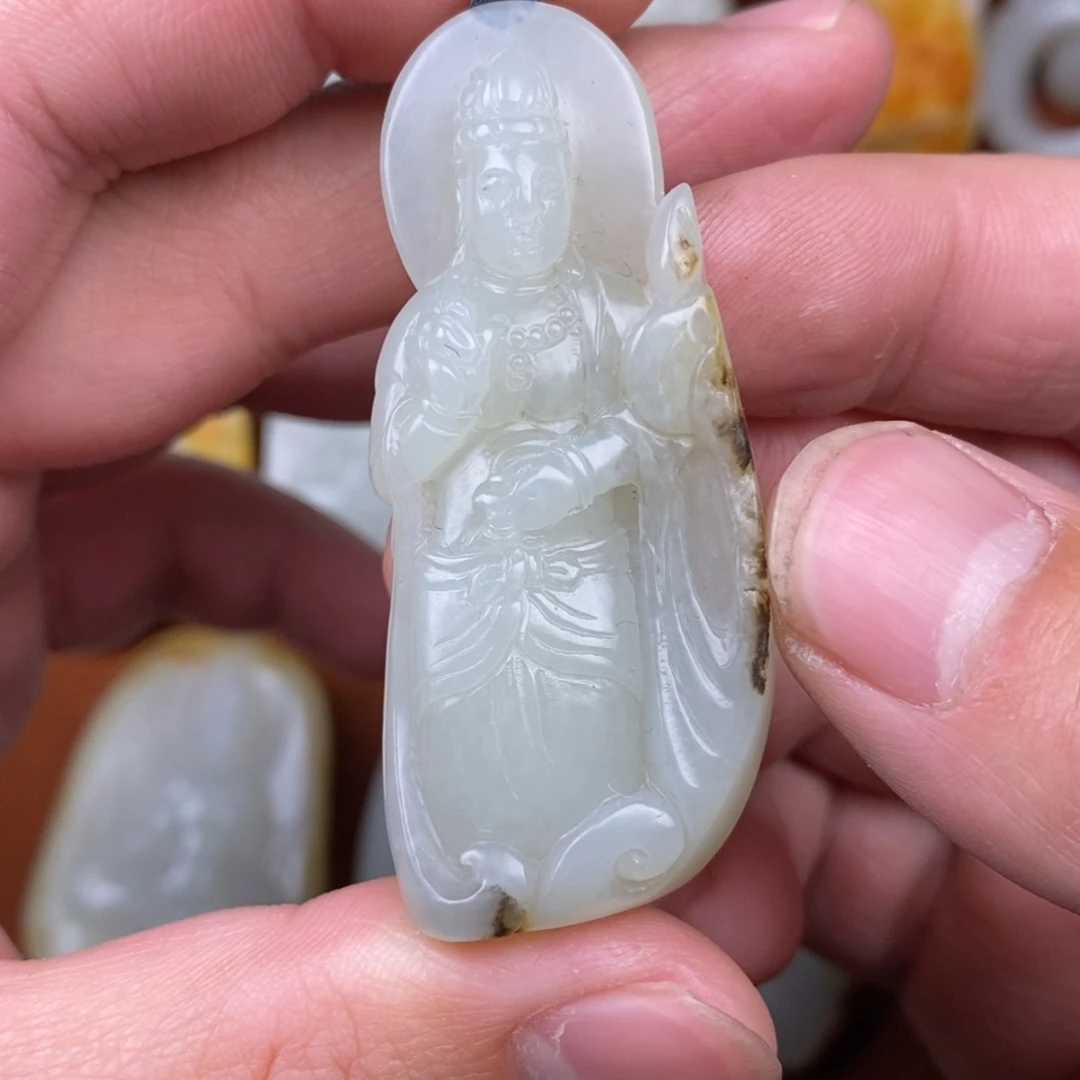 和田玉颈饰未镶嵌