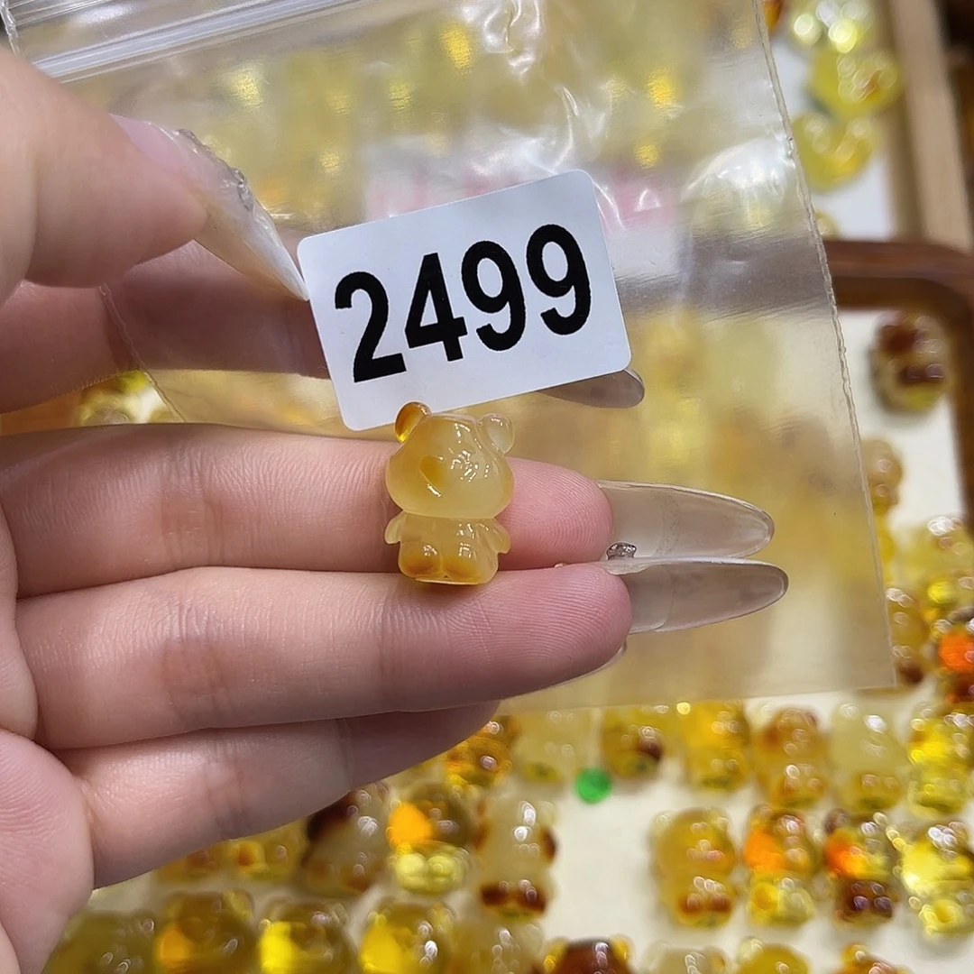 琥珀未镶嵌珠宝奇石