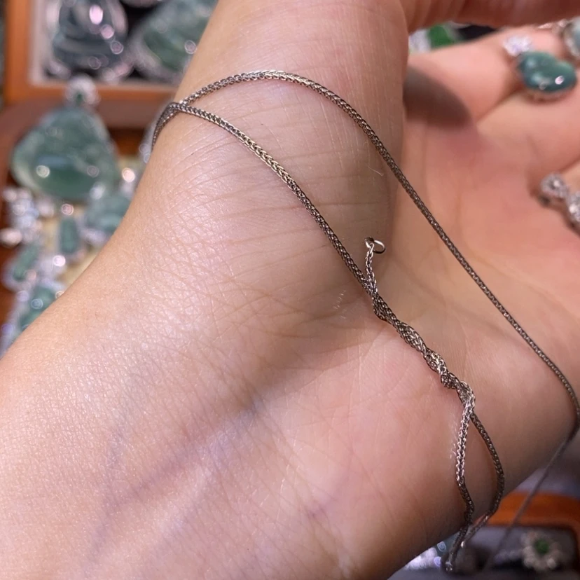 【闪购商品】颈饰银S925镶嵌翡翠甜*