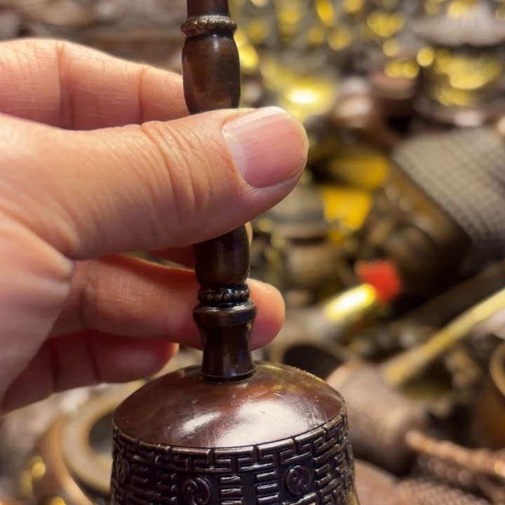 铜器摆件    点击下单