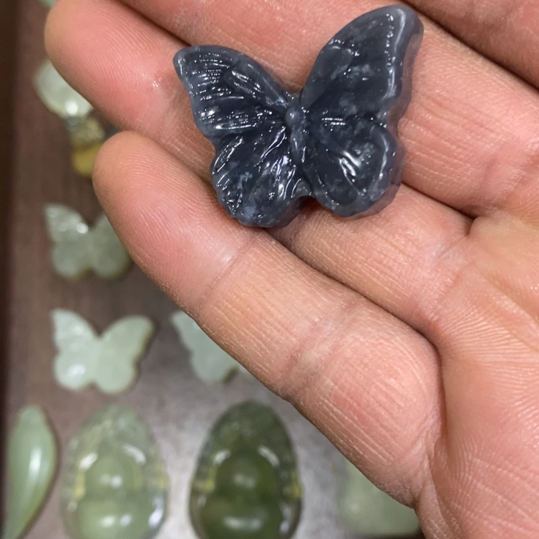 蛇纹石玉未镶嵌天然岫玉