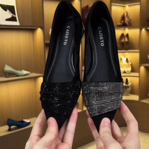 网红法式水钻气质尖头低跟单鞋女2025春秋季新款百搭软底浅口女鞋