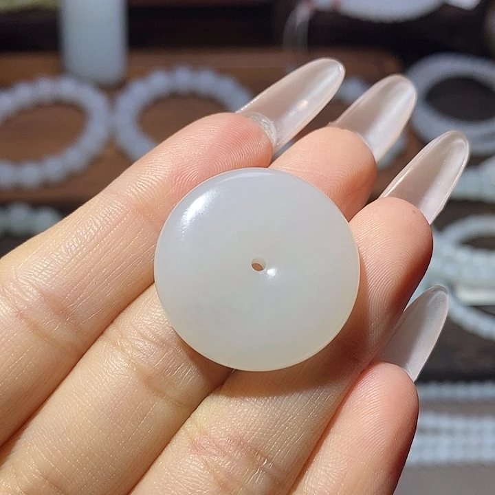 手串未镶嵌和田玉