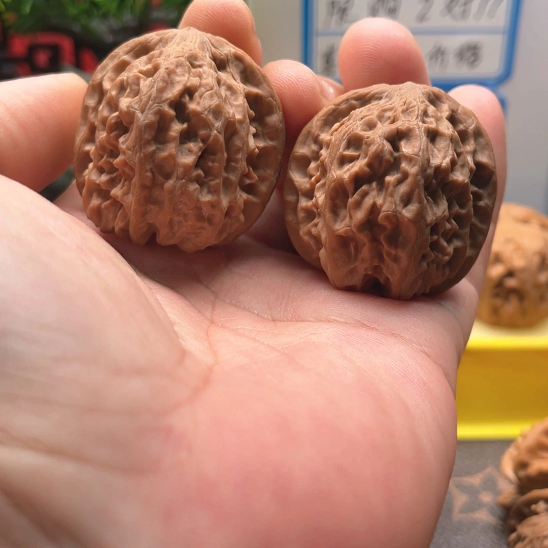 文玩核桃吊坠40太行元宝