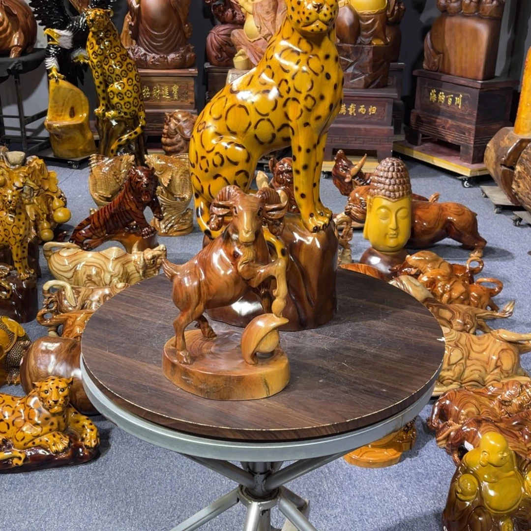 香榧木香樟木实木雕刻件