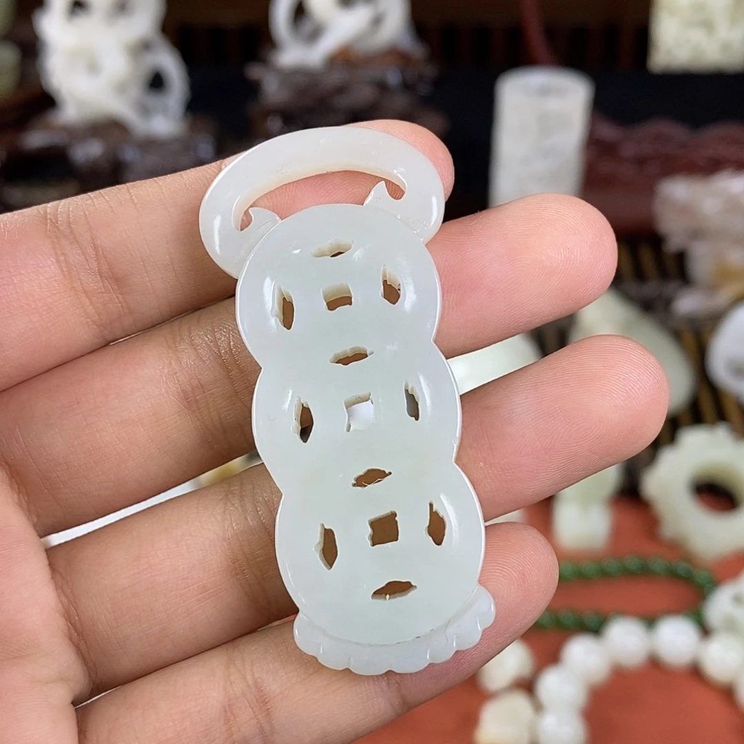 和田玉未镶嵌挂件