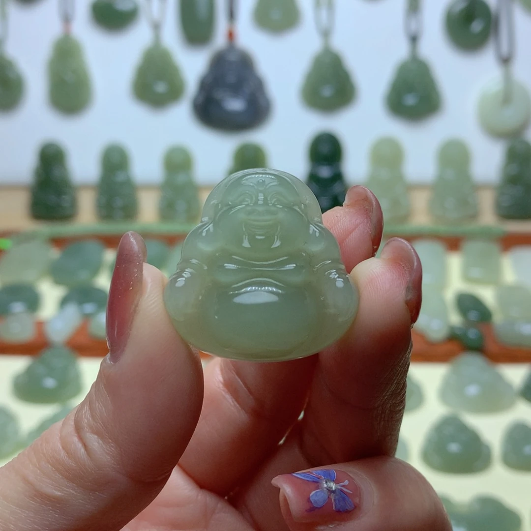 和田玉吊坠未镶嵌