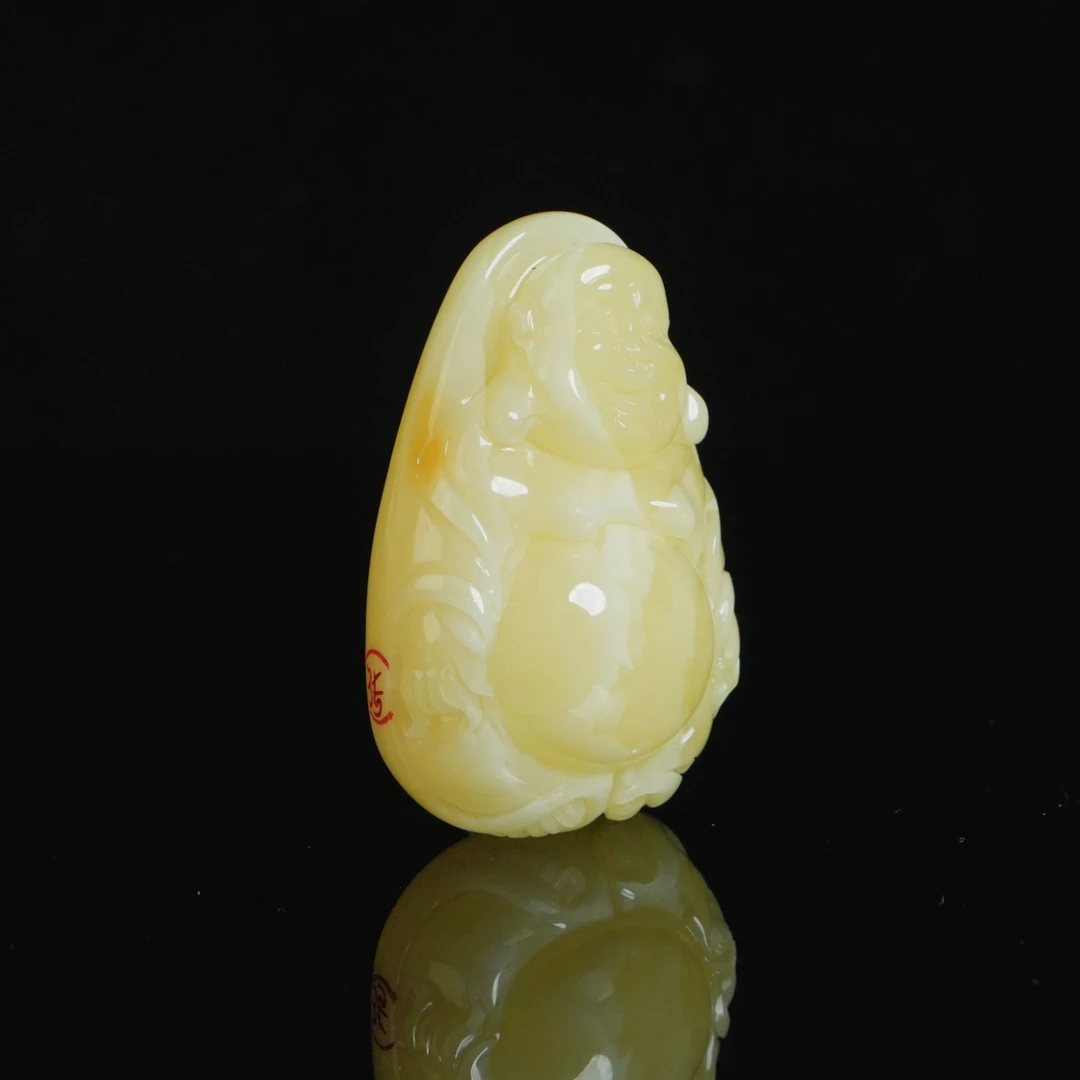 M5186 张晓辉大师工白花蜜蜡雕刻佛吊坠 16.01g