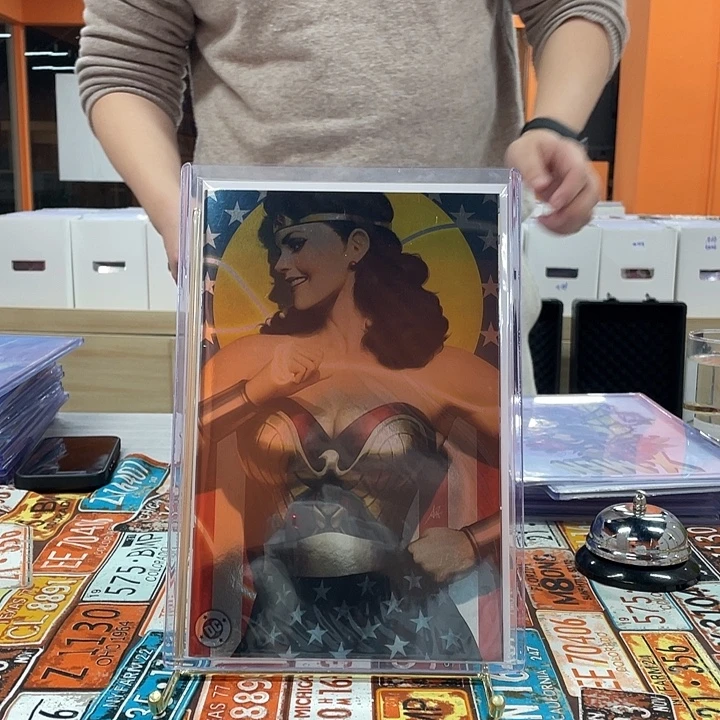 神奇女侠刘大哥泊闪