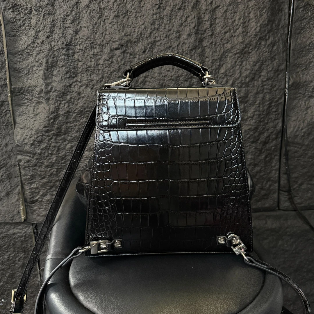 土星新版双肩包大容量大标双肩高级小众鳄鱼纹