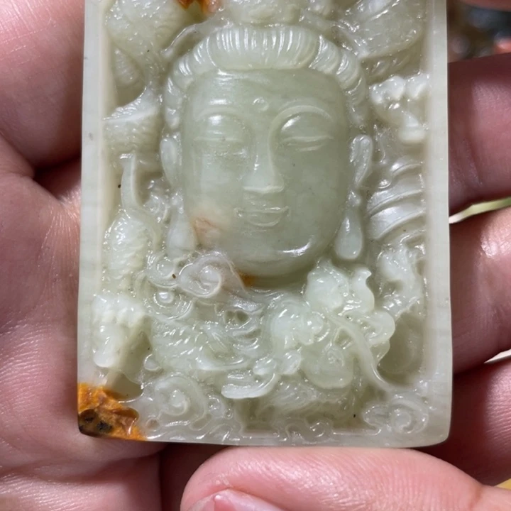 岫玉未镶嵌吊坠(赠链)