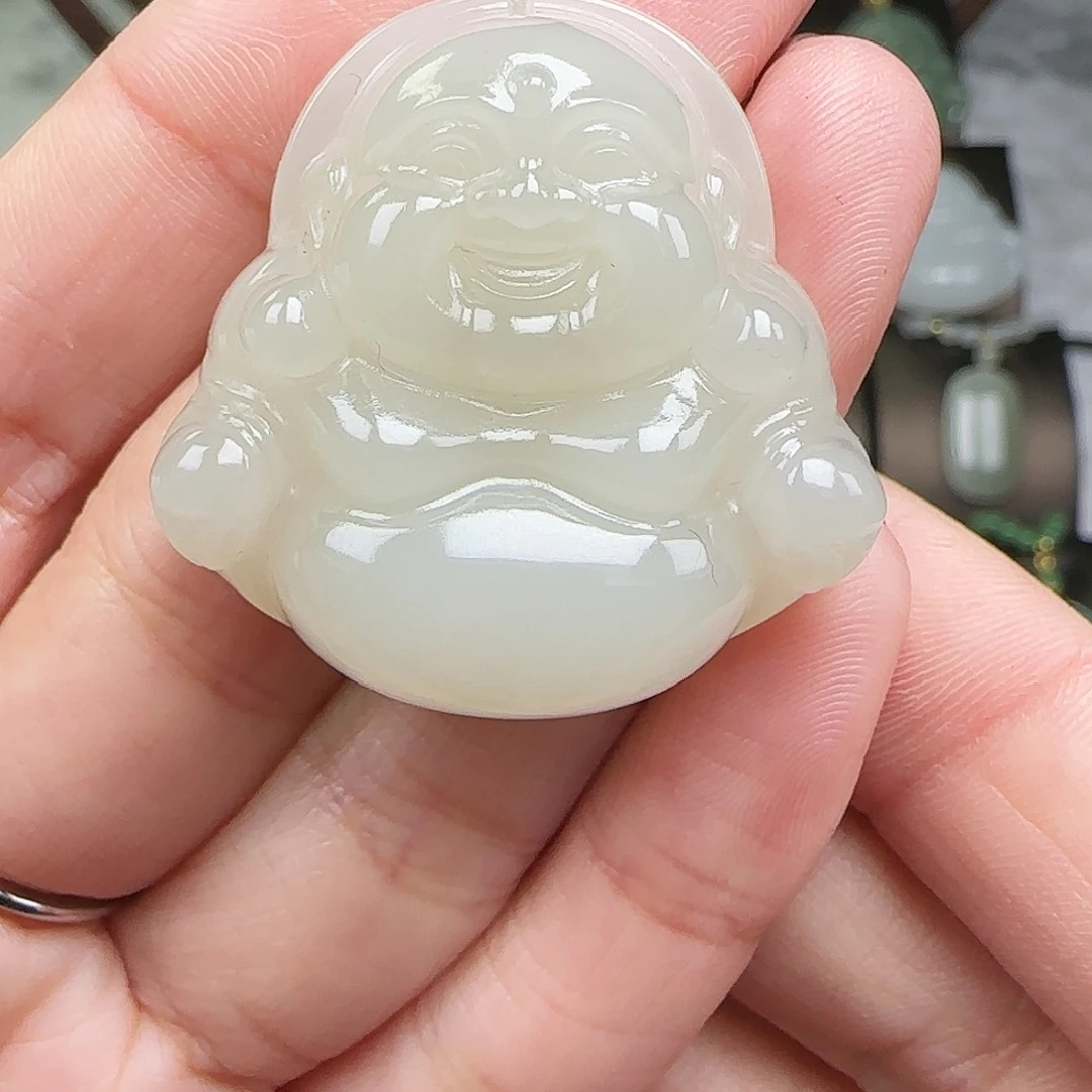 和田玉未镶嵌吊坠(赠链)