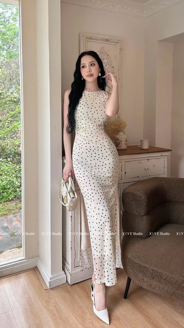 夏季法式波点修身显瘦收腰无袖包臀连衣裙气质优雅