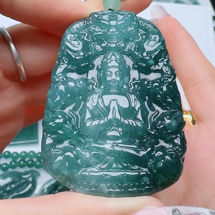 翡翠未镶嵌颈饰1111
