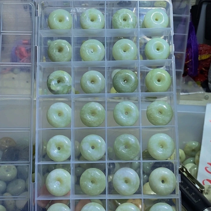 蛇纹石玉其他未镶嵌360