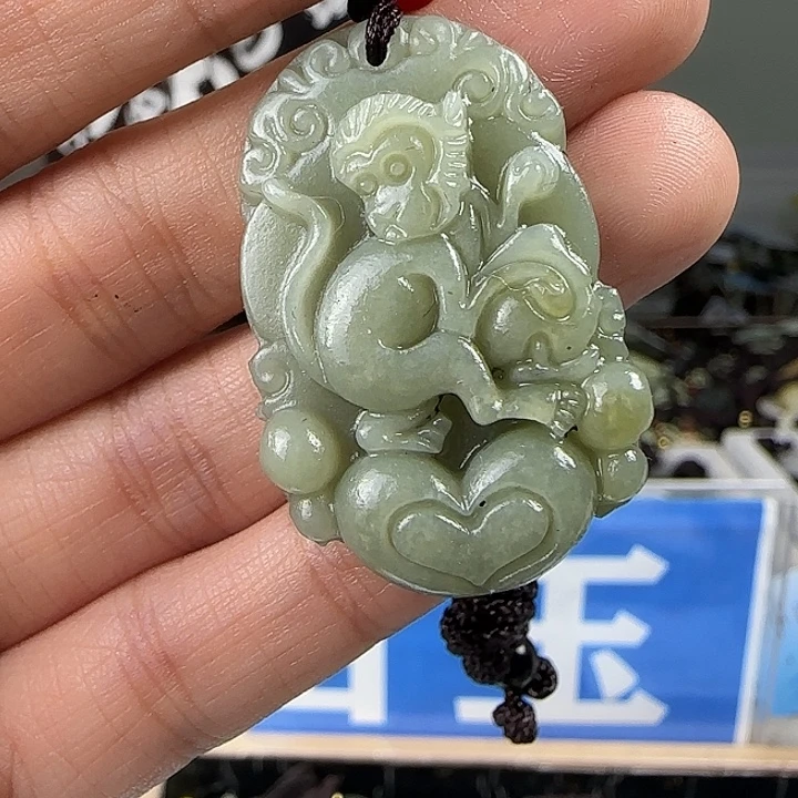 颈饰未镶嵌和田玉