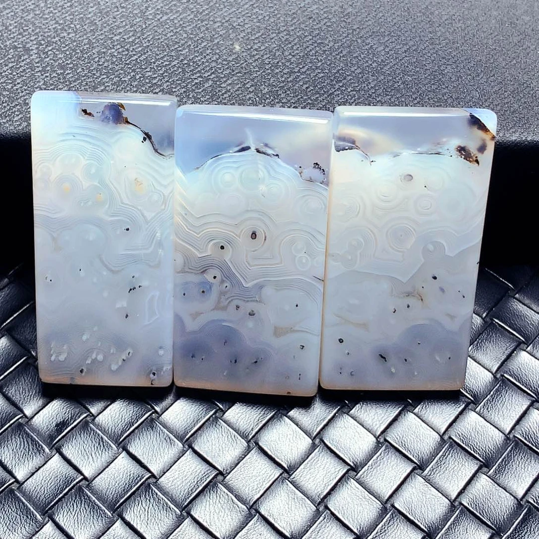 未镶嵌颈饰玛瑙/玉髓知**乐