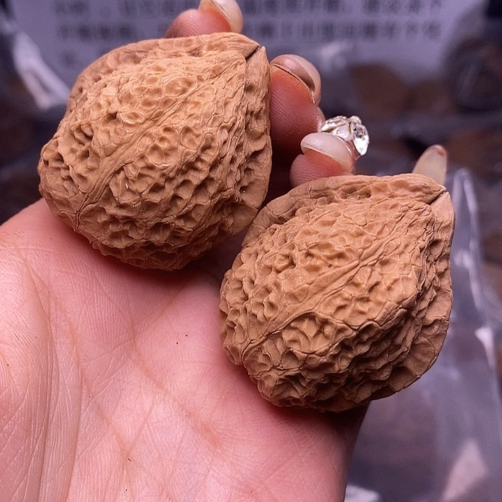 核桃云南野生铁核桃101号40mm