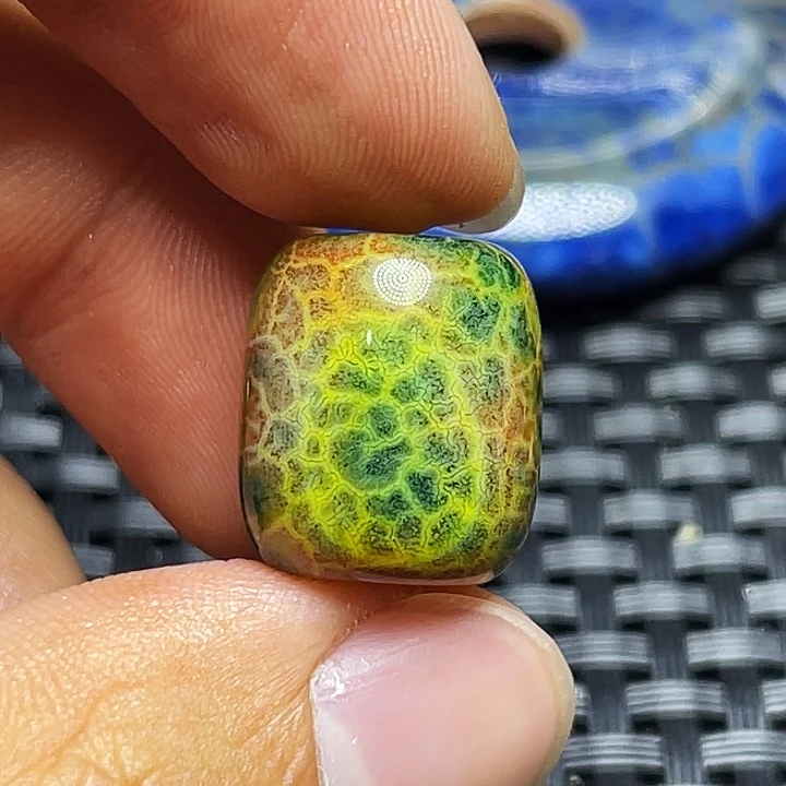 乃***行未镶嵌颈饰玛瑙/玉髓