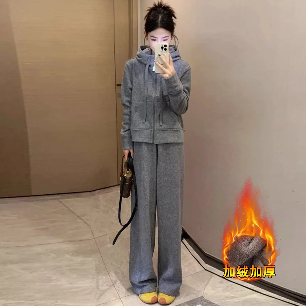 加绒加厚休闲套装女冬季新款洋气显瘦连帽开衫阔腿裤运动两件套潮