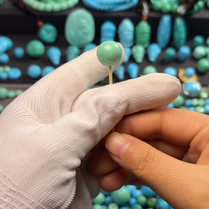 俊***、绿色系圆珠卡14尺寸单颗