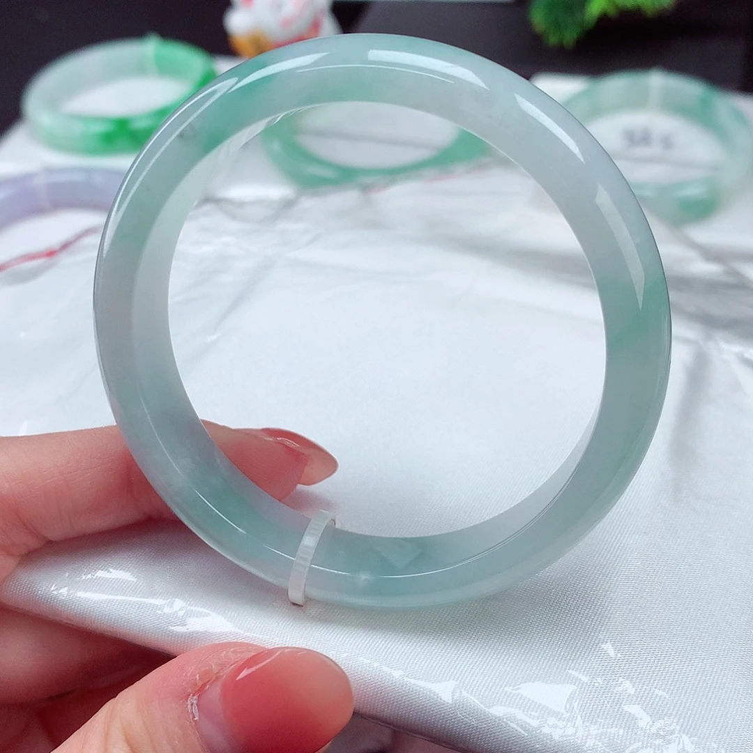 未镶嵌手镯翡翠翡翠