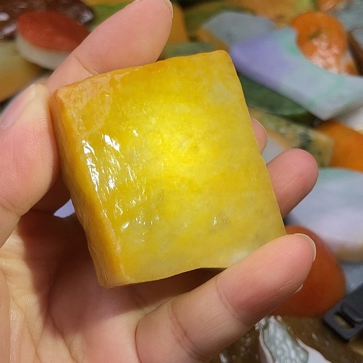 颈饰未镶嵌翡翠缅甸翡翠