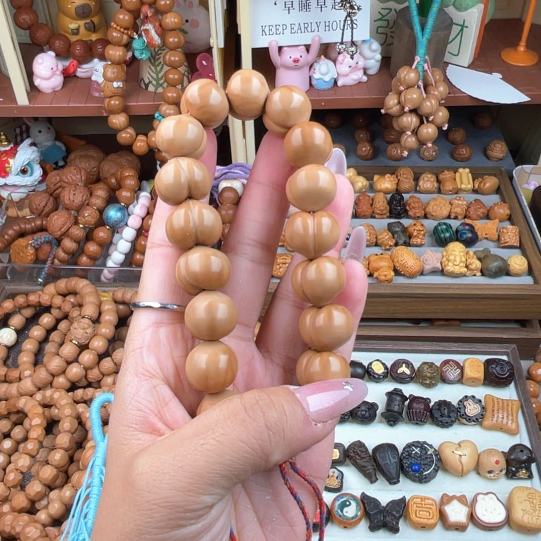 吊坠猴头核桃手修屁桃